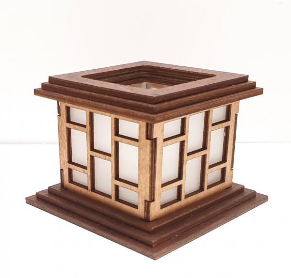 Tanno Design® Japan Kerzenhalter Reiwa no kibo mit Teelichtfunktion birnbaum
